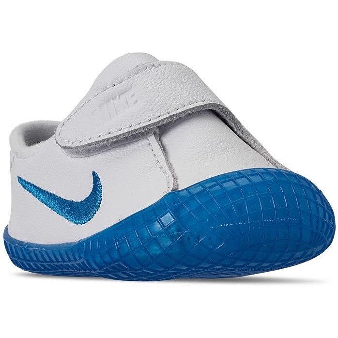 newborn nike shoes