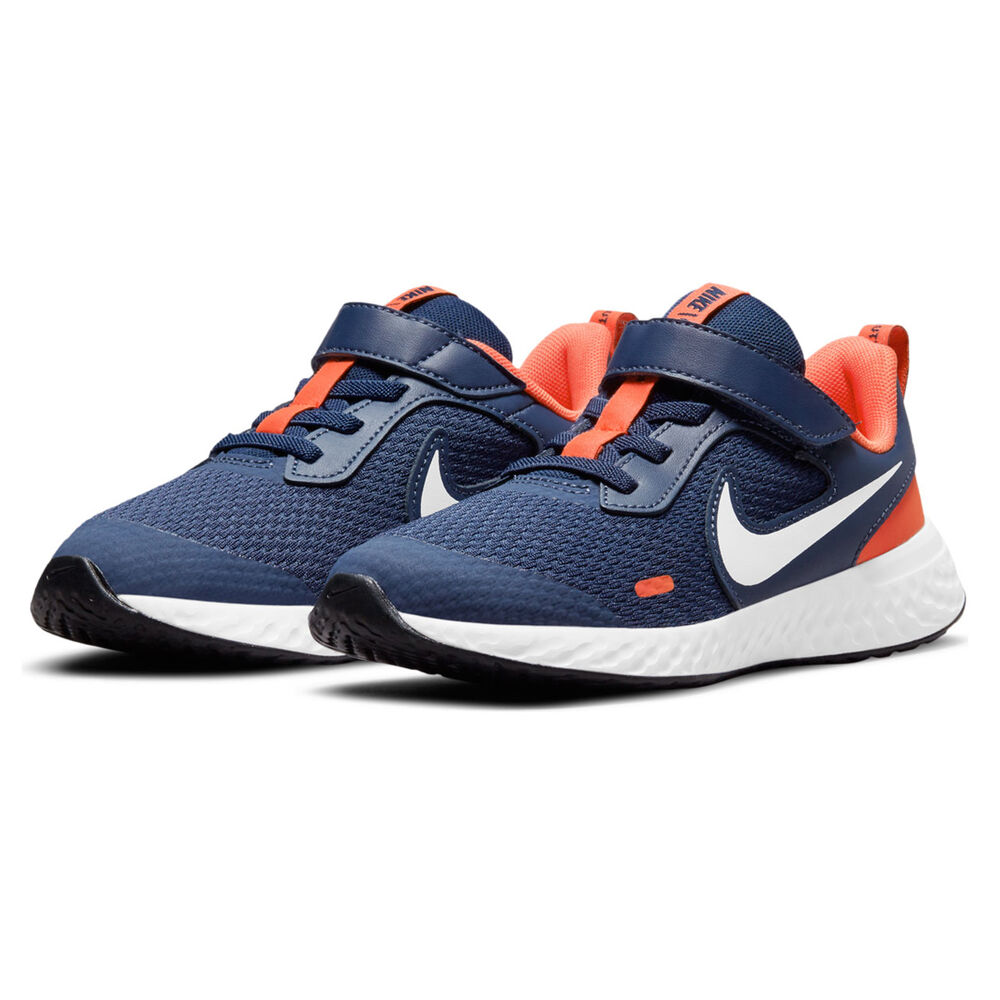 nike kids running shoes