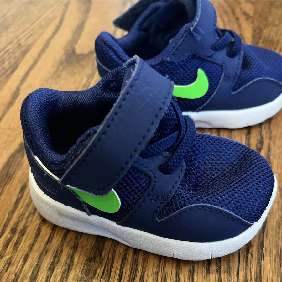 newborn nike shoes